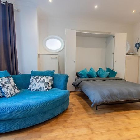 Spacious And Light Flat In Clapham 伦敦 外观 照片