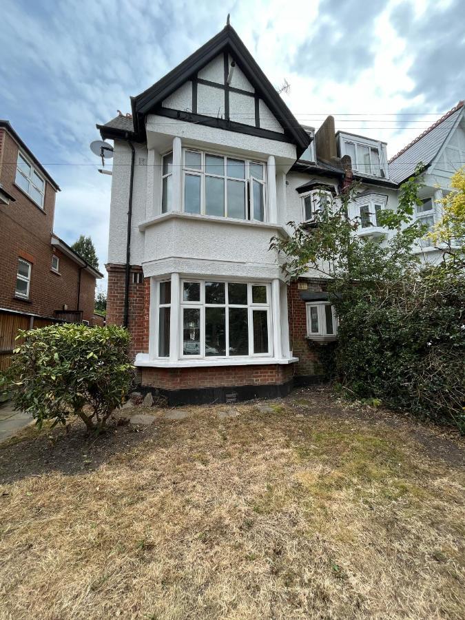 Spacious And Light Flat In Clapham 伦敦 外观 照片